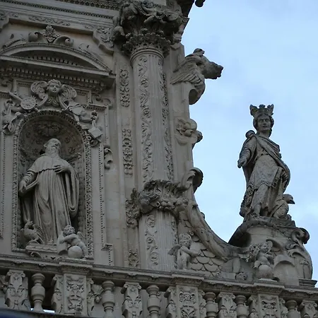 Santa Croce Suites *