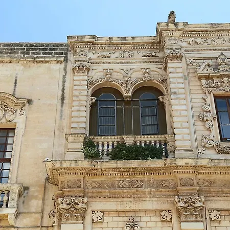 Santa Croce Suites Apartment *